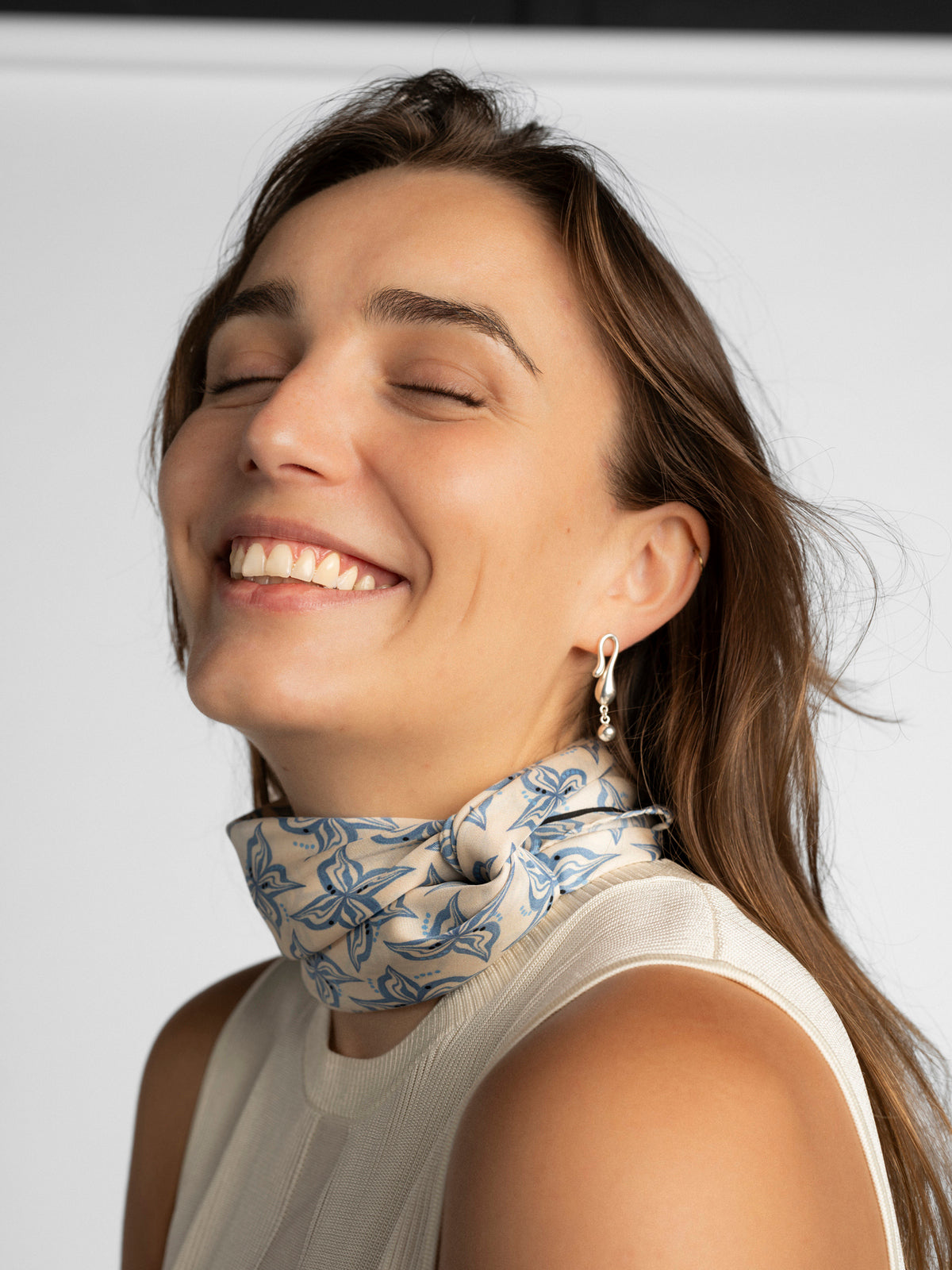 Milky White silk scarf M – KAASKAS